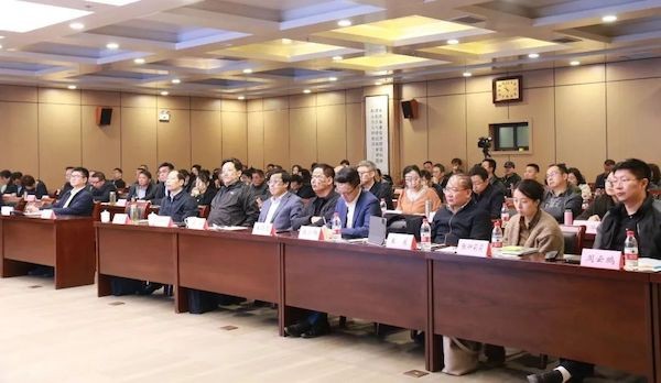 全国水肥一体化提单产技术大培训启动，好色APP在线观看数智化赋能粮食单产提升