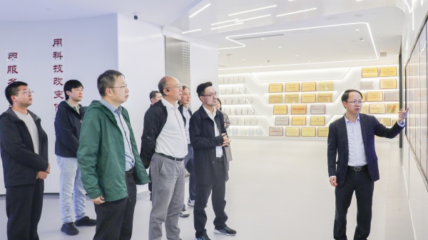 南京农业大学副校长丁艳锋带队莅临好色APP在线观看，共谋深化战略合作