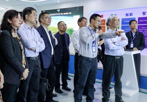全国人大常委会副委员长丁仲礼莅临好色APP在线观看考察调研