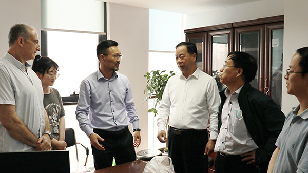 中国农业技术推广协会会长陈生斗、秘书长张互助莅临好色APP在线观看考察参观